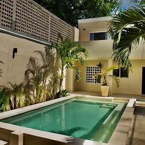 Casa Eugenia Merida